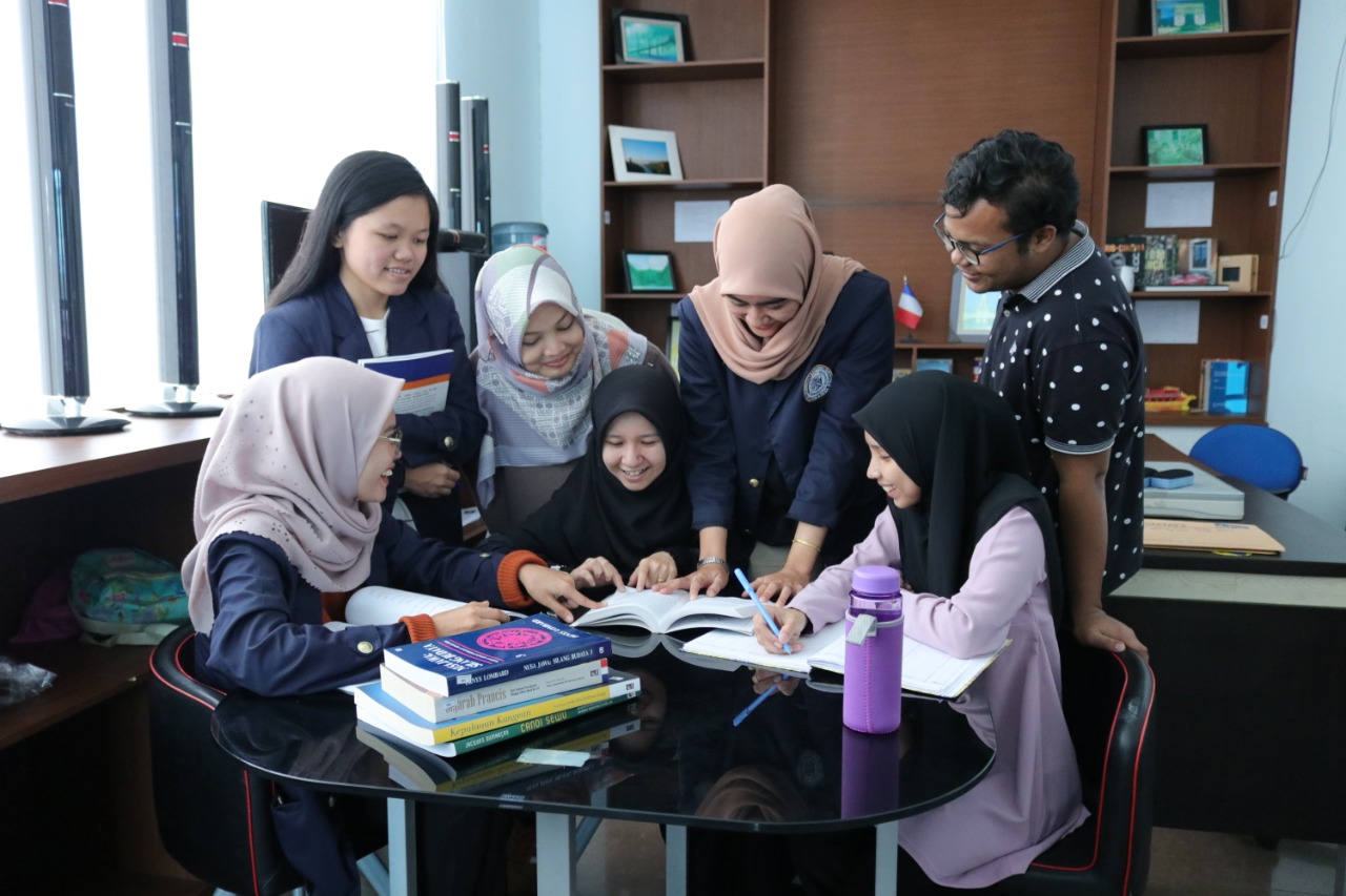 Tips Mendapatkan Tempat Les Privat UI Sebelum Masuk Universitas
