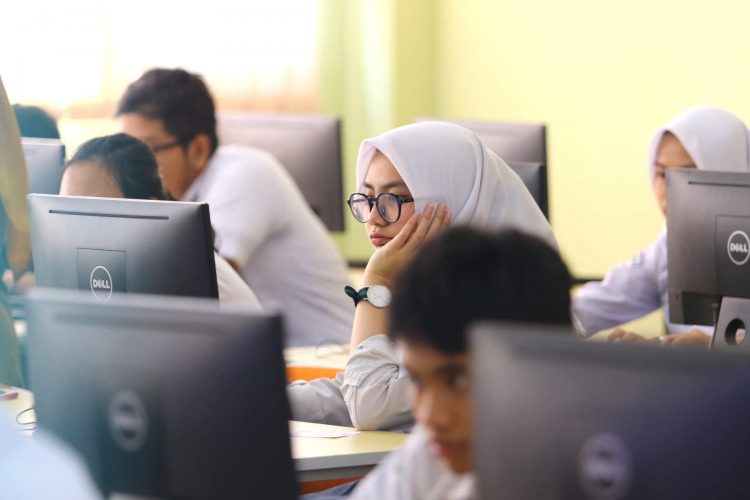 Perhatikan Hal Berikut Untuk Mendapatkan Tempat Les Privat SMA Yang Tepat Untuk Anak