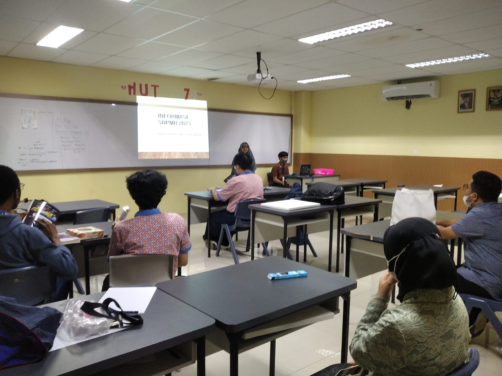 Bimbel SNBT: Tips Memilih Bimbel Terbaik untuk Sukses Masuk Perguruan Tinggi Negeri
